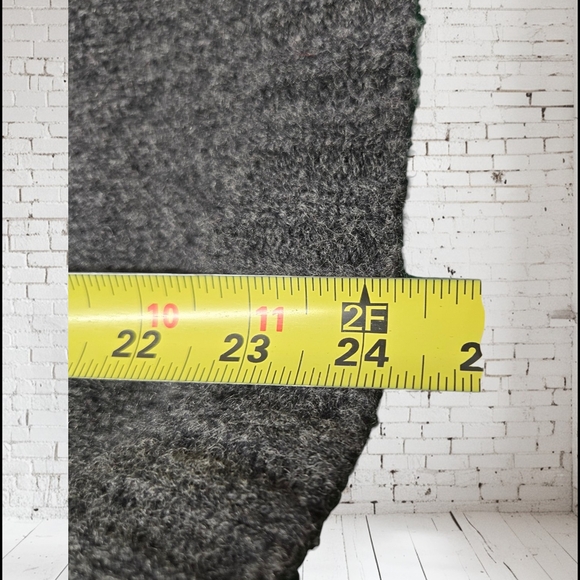 Vintage GAP 100% Lambswool Turtleneck Sweater Snowflakes Holiday Ski Fair Isle - Picture 9 of 9